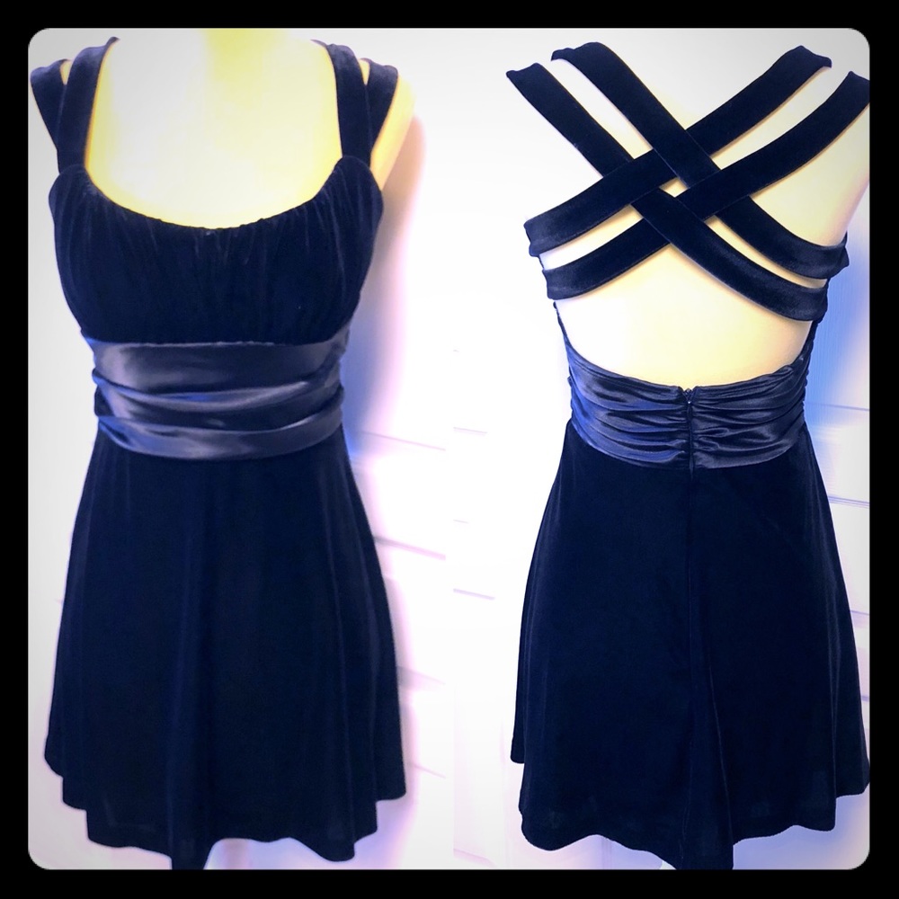 Gorgeous Black Velvet Cocktail Dress